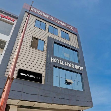 Collection O Stargaze Hotel Kanpur Exterior photo